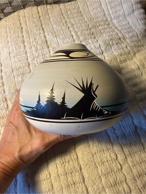 Hand-Painted Navajo White Ceramic Vase with Black Landscape Band